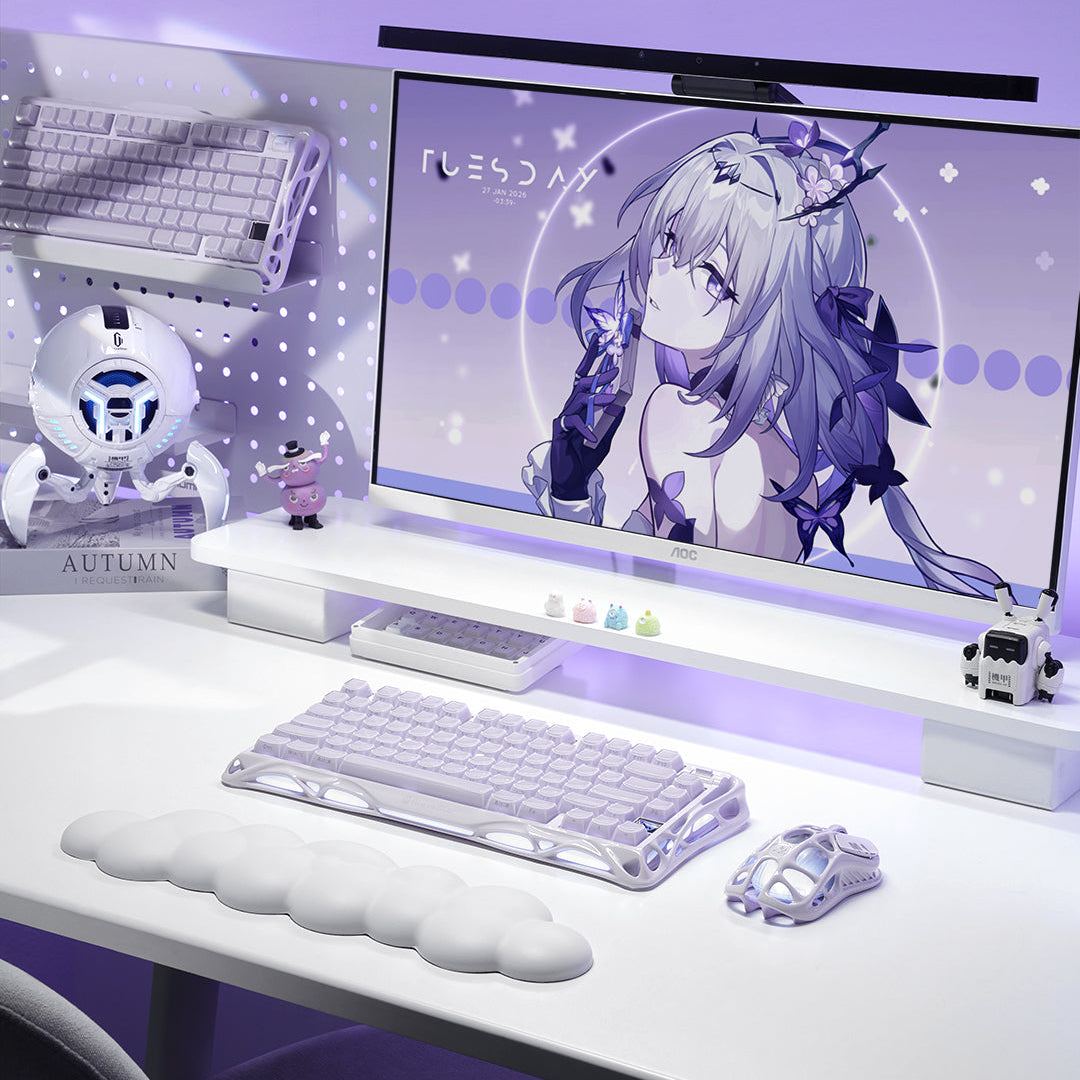 GravaStar Pro Gaming Set Lavender Purple desktop setup perspective view featuring Mercury K1 Special Edition mechanical keyboard, Mercury M1 Pro magnesium gaming mouse, and cloud wrist rest.