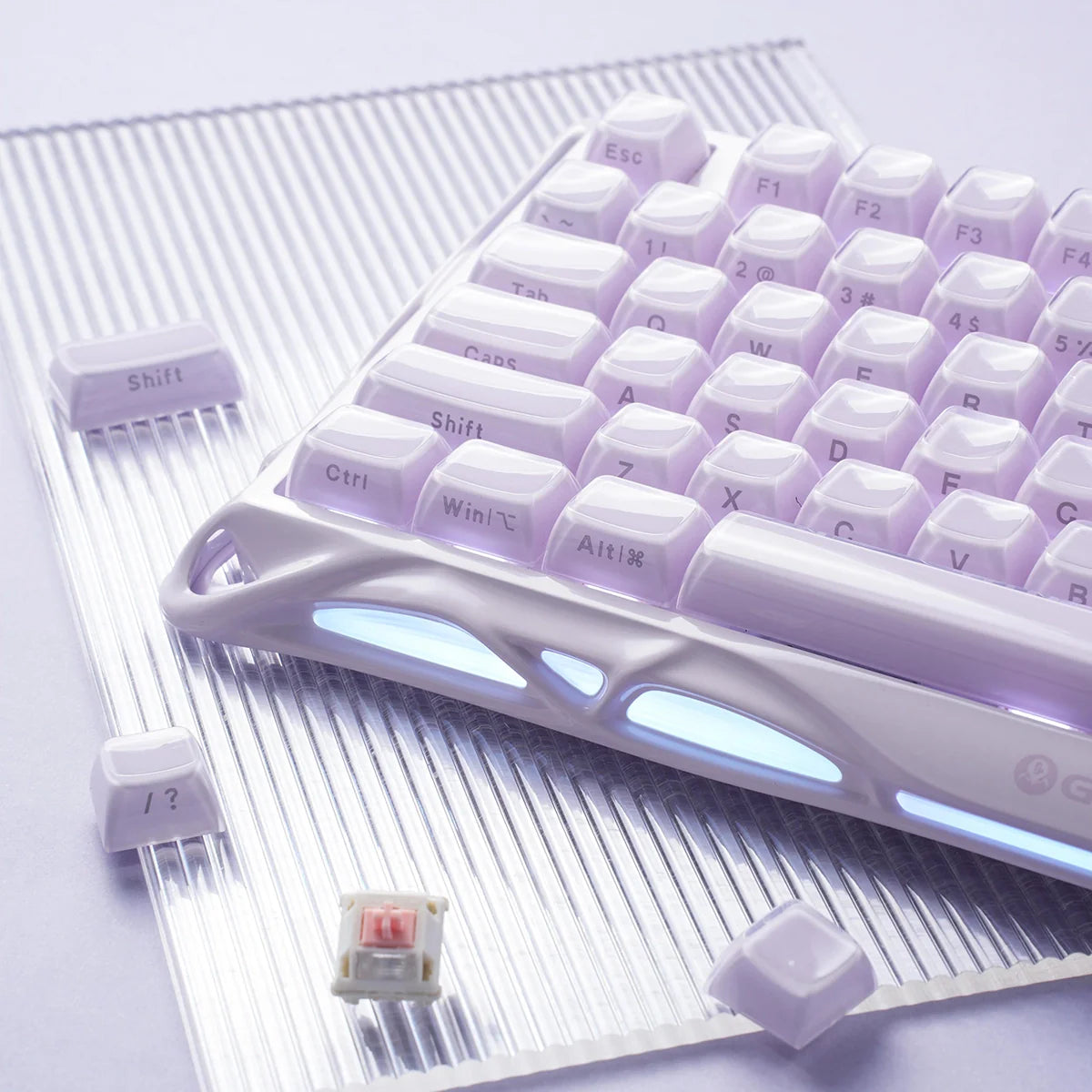 GravaStar Mercury K1 Lavender Purple 75% gaming keyboard macro view – Highlighting aluminum alloy chassis, hot-swappable switch design, custom keycaps, and dual RGB lighting, perfect paired with GravaStar M1 Pro Lavender Purple mouse.